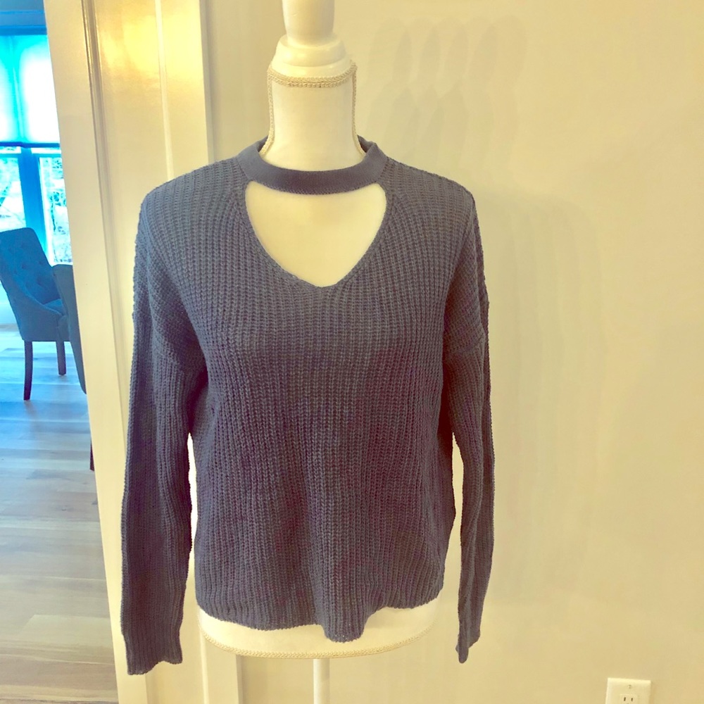 Dusty blue choker v neck sweater